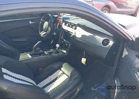 2010 Ford Shelby Gt500 z USA, uszkodzony, nr VIN 1ZVBP8JS1A5156889